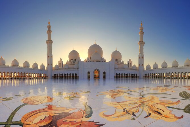 Abu Dhabi Grand Mosque Tour from Dubai: A Spiritual and Architectural&nbsp;Marvel